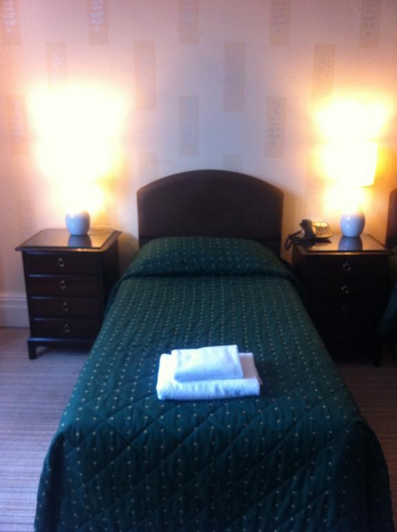 Lisdoonie Hotel バロー・イン・ファーネス 部屋 写真