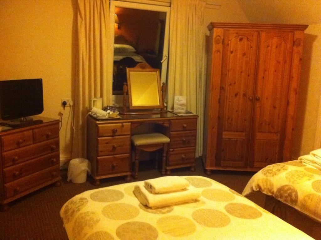 Lisdoonie Hotel バロー・イン・ファーネス 部屋 写真