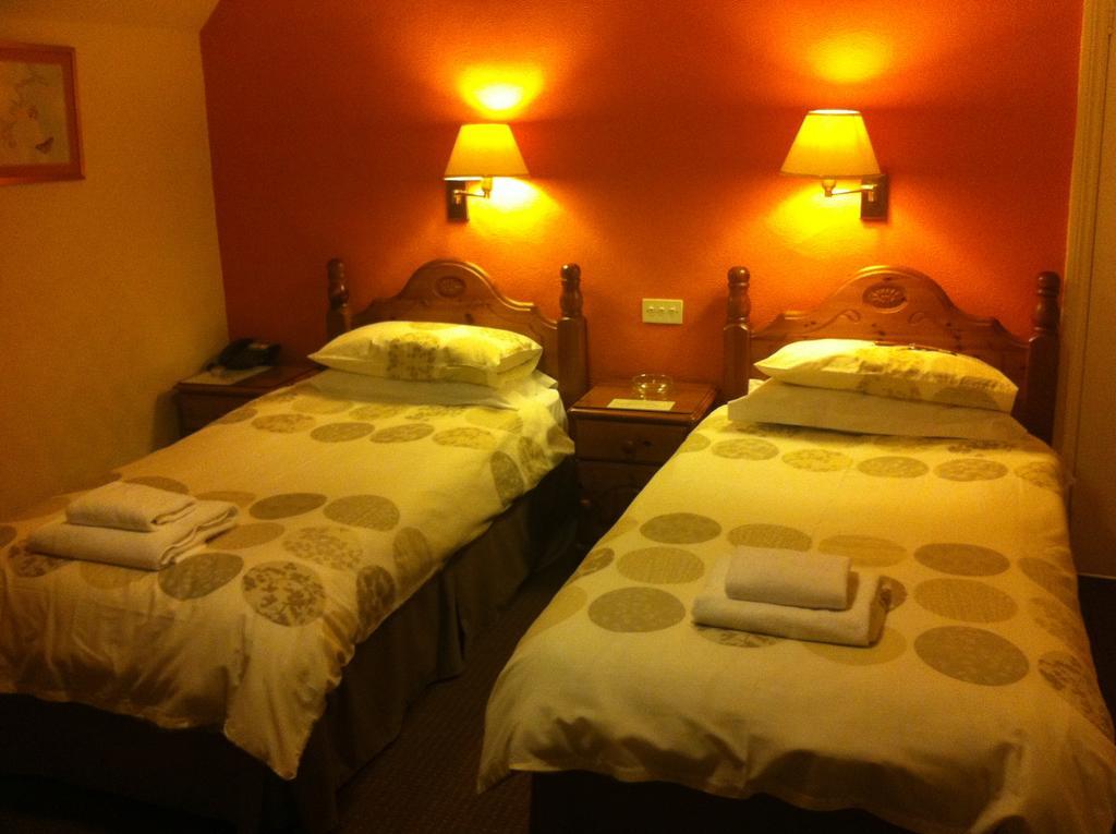 Lisdoonie Hotel バロー・イン・ファーネス 部屋 写真