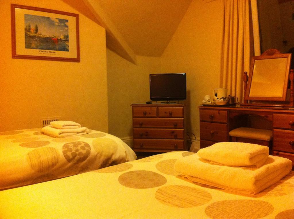 Lisdoonie Hotel バロー・イン・ファーネス 部屋 写真